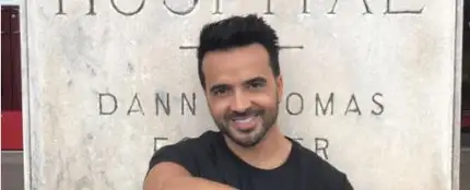 Luis Fonsi visita el St. Jude Children Research Hospital Luis Fonsi visita el St. Jude Children Research Hospital
