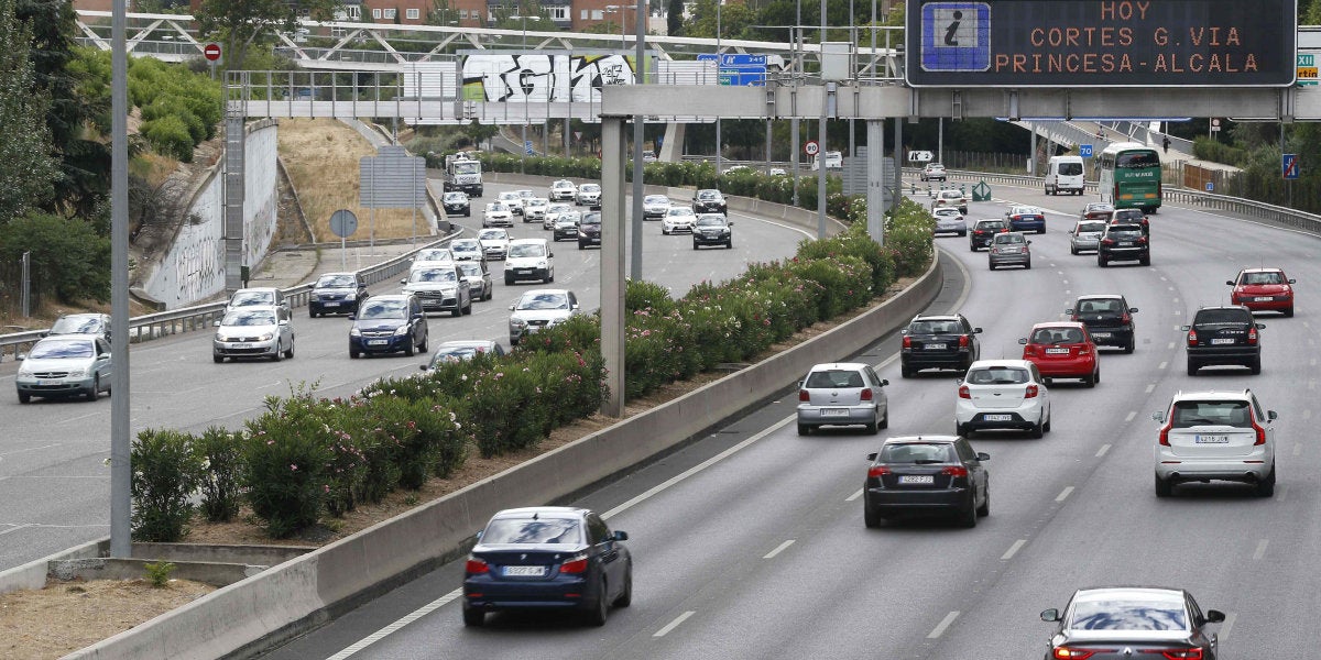 Tráfico de salida de Madrid por la A1