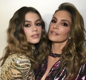 Cindy Crawford junto a su hija Kaia Gerber Cindy Crawford junto a su hija Kaia Gerber