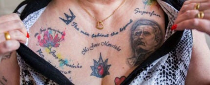 Una mujer se tatua 20 veces la cara de Mourinho