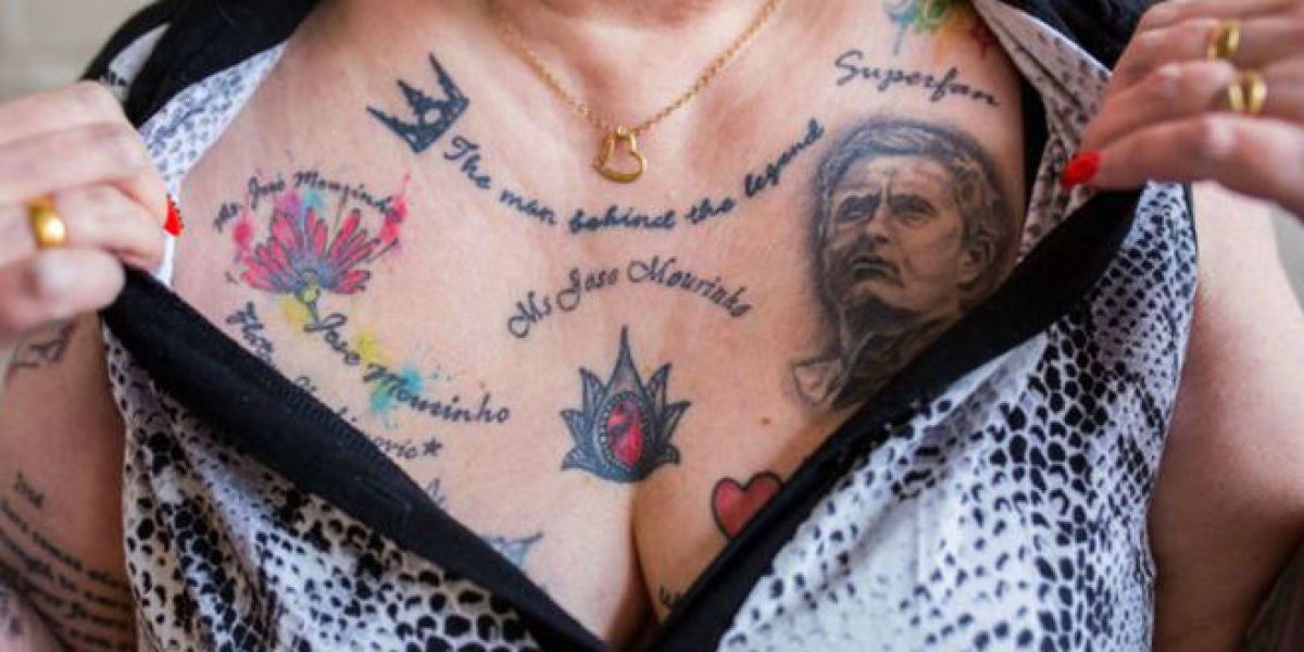 Una mujer se tatua 20 veces la cara de Mourinho