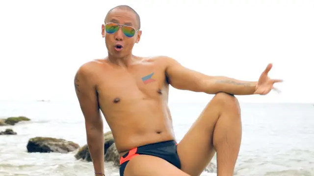 'I wear Speedo', la parodia viral de Despacito