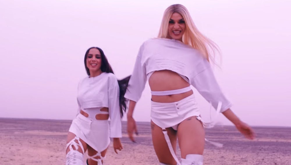 Major Lazer arrasa con el videoclip 'Sua Cara', junto a Anitta y Pablo Vittar