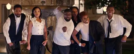Jay Z recrea un capítulo de 'Friends' para el videoclip de 'Moonlight' Jay Z recrea un capítulo de 'Friends' para el videoclip de 'Moonlight'