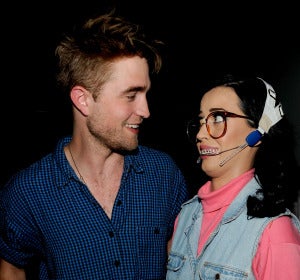 Katy Perry y Robert Pattinson Katy Perry y Robert Pattinson
