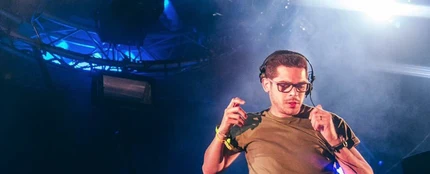 El DJ de Europa FM Brian Cross El DJ de Europa FM Brian Cross