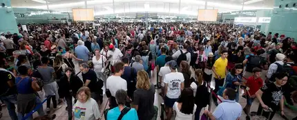 Colas en el aeropuerto de El Prat Colas en el aeropuerto de El Prat