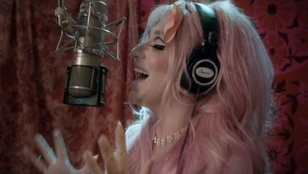 Kesha estrena el videoclip de ‘Rainbow’