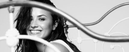 Demi Lovato lanza su nuevo single 'Tell Me You Love Me'