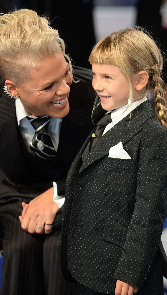 Pink junto a su hija Willow Pink junto a su hija Willow