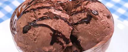 Helado de Chocolate fácil y delicioso 4 Ingredientes y SIN máquina heladera! Helado de Chocolate fácil y delicioso 4 Ingredientes y SIN máquina heladera!