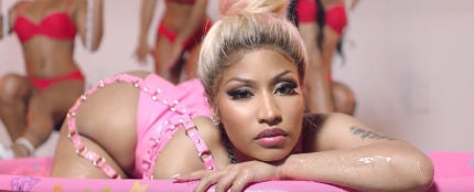 Nicki Minaj en el vídeo de &#39;Rake It Up&#39;