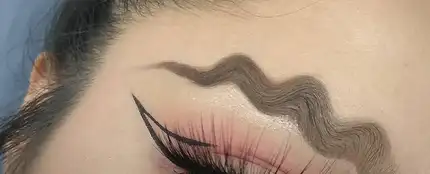 Cejas onduladas, la última moda en Instagram Cejas onduladas, la última moda en Instagram