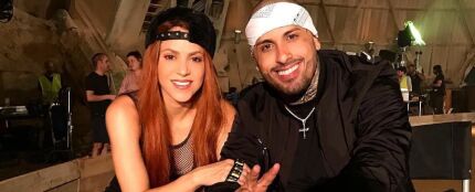 Shakira y Nicky Jam durante el rodaje del videoclip de 'Perro Fiel'