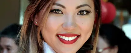 Mujer china sonriendo Mujer china sonriendo