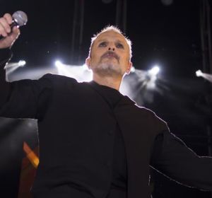 El cantante Miguel Bosé durante un concierto en Sevilla El cantante Miguel Bosé durante un concierto en Sevilla