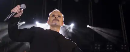 El cantante Miguel Bosé durante un concierto en Sevilla El cantante Miguel Bosé durante un concierto en Sevilla