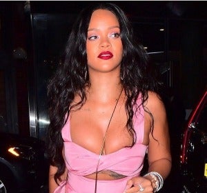 Rihanna acudiendo a un evento de Fenty Beauty Rihanna acudiendo a un evento de Fenty Beauty