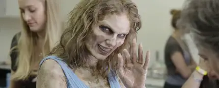 Taylor Swift se transforma en un zombi para el vídeo de 'Look What You Made Me Do' Taylor Swift se transforma en un zombi para el vídeo de 'Look What You Made Me Do'