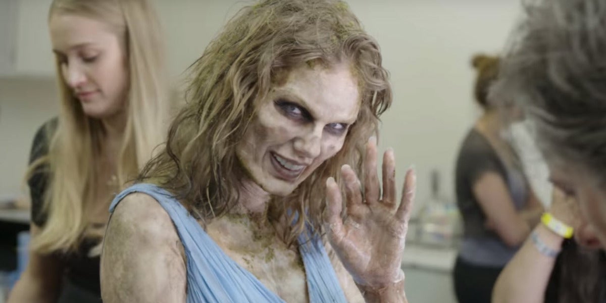 Taylor Swift se transforma en un zombi para el vídeo de 'Look What You Made Me Do'