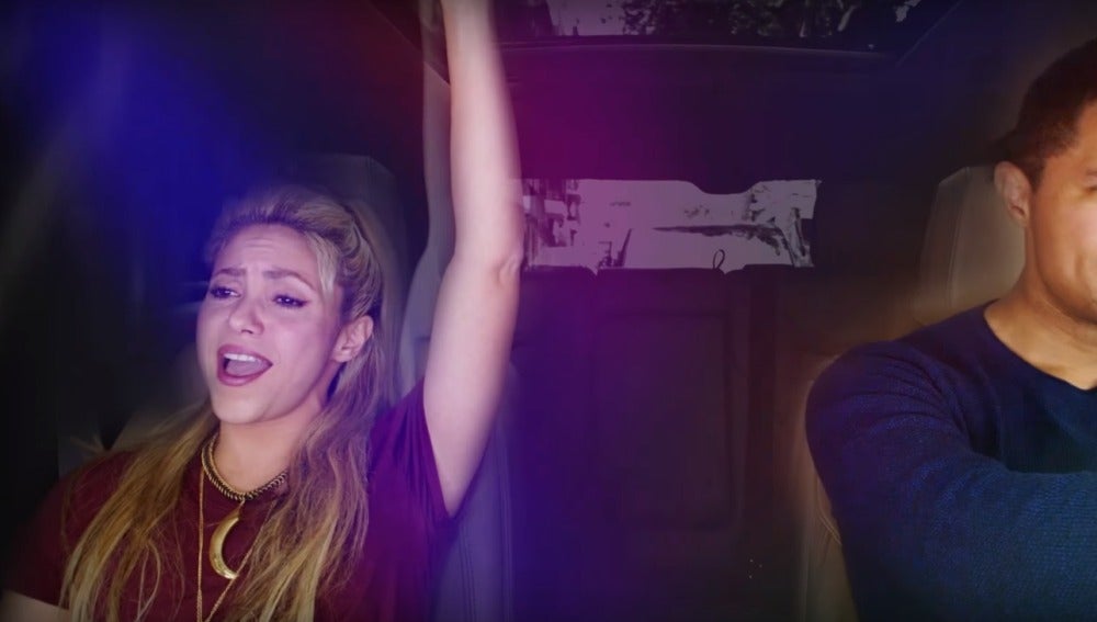 Shakira y Trevor Noah en el primer Carpool Karaoke en España