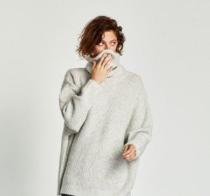 El jersey de Balenciaga de 895 euros que puedes comprar en ZARA por 29 El jersey de Balenciaga de 895 euros que puedes comprar en ZARA por 29