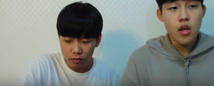 Dos coreanos están arrasando en Youtube con su versión de ‘Despacito’ 