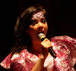 Björk durante su 'Volta World Tour' en Londres Björk durante su 'Volta World Tour' en Londres