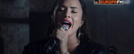 Demi Lovato cantando &#39;Sorry Not Sorry&#39;