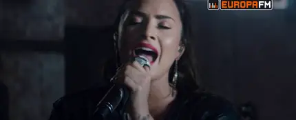 Demi Lovato cantando 'Sorry Not Sorry' Demi Lovato cantando 'Sorry Not Sorry'