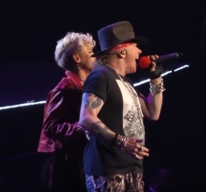 Axl Rose y Pink en el Madison Square Garden Axl Rose y Pink en el Madison Square Garden