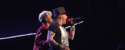 Axl Rose y Pink en el Madison Square Garden Axl Rose y Pink en el Madison Square Garden