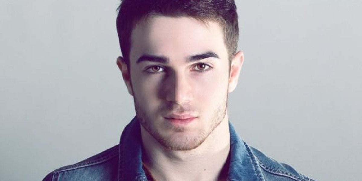 El cantante ruso Zelimkhan Bakaev