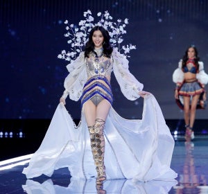 La modelo Ming Xi La modelo Ming Xi