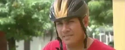 El gran error de una periodista durante una entrevista en un accidente El gran error de una periodista durante una entrevista en un accidente