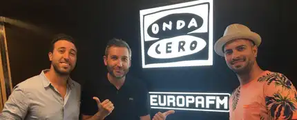 Frank Blanco con los chicos de 'Efecto Pasillo' Frank Blanco con los chicos de 'Efecto Pasillo'