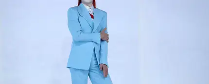 Un sorprendente Miquel Fernández rinde homenaje a David Bowie con su versión de ‘Life on Mars’ Un sorprendente Miquel Fernández rinde homenaje a David Bowie con su versión de ‘Life on Mars’