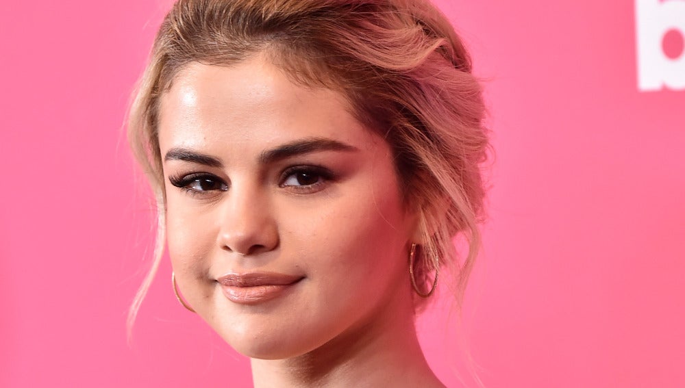 Selena Gomez en los premios Billboard Women in Music