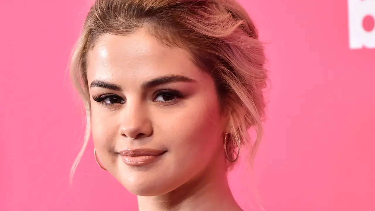 Selena Gomez en los premios Billboard Women in Music Selena Gomez en los premios Billboard Women in Music