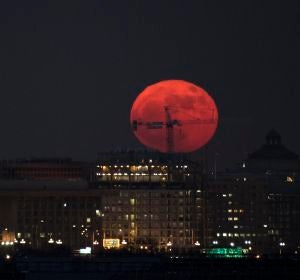 Washington y la superluna (04/12/2017) Washington y la superluna (04/12/2017)