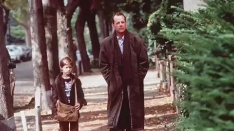 V&iacute;deo: Alucinar&aacute;s cuando veas c&oacute;mo ha cambiado Haley Joel Osment, el ni&ntilde;o de 'El Sexto Sentido' 