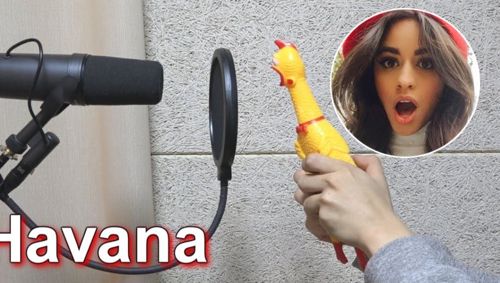 'Havana' de Camila Cabello versionada por un pollo de goma