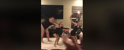 Steve Haddad y sus hijas haciendo el baile de 'Single Ladies' de Beyoncé Steve Haddad y sus hijas haciendo el baile de 'Single Ladies' de Beyoncé