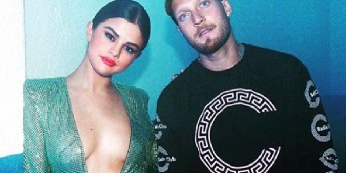El vestido escotado de Selena Gomez