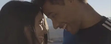 Bely Basarte en el videoclip de 'Mariposas' Bely Basarte en el videoclip de 'Mariposas'