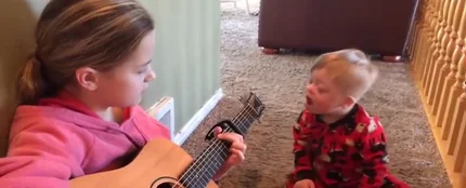 Un niño con síndrome de down consigue hablar gracias a la musicoterapia Un niño con síndrome de down consigue hablar gracias a la musicoterapia