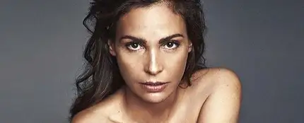 Inés Sastre recrea su desnudo para el calendario Pirelli 21 años después Inés Sastre recrea su desnudo para el calendario Pirelli 21 años después