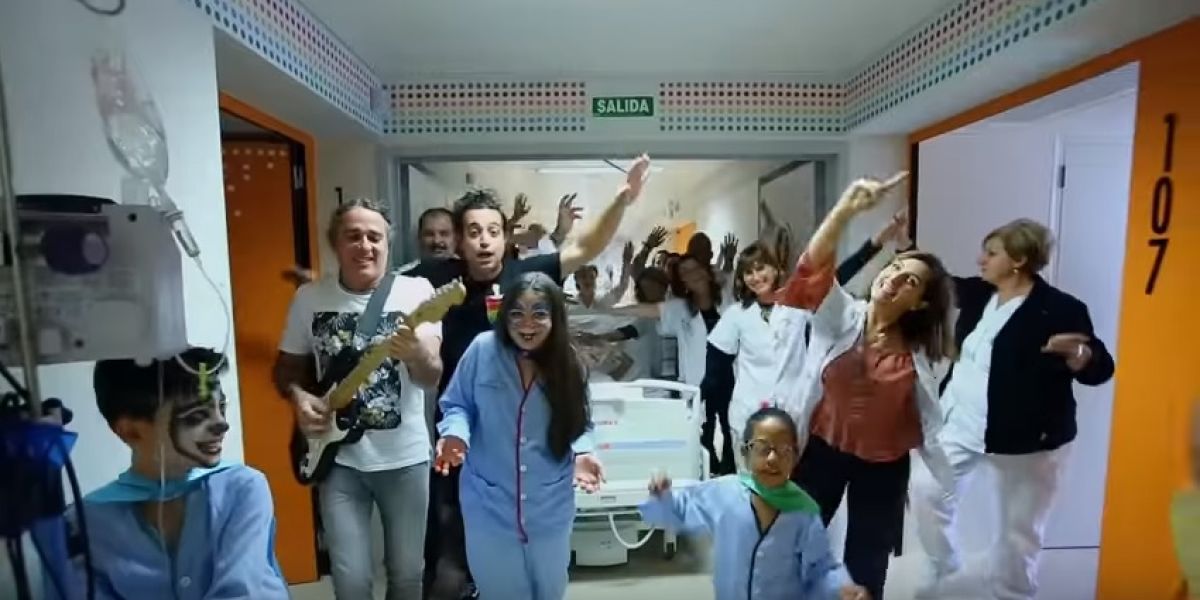 Videoclip 'Cuando doy vueltas' de Malas Pulgas