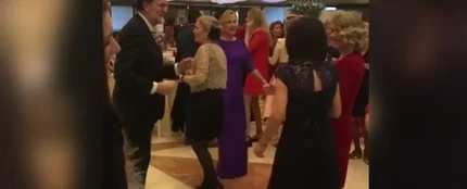 Mariano Rajoy bailando durante una boda en Murcia Mariano Rajoy bailando durante una boda en Murcia