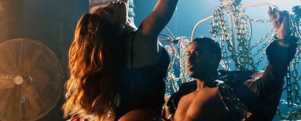 Romeo Santos en una escena del videoclip &#39;Sobredosis&#39;
